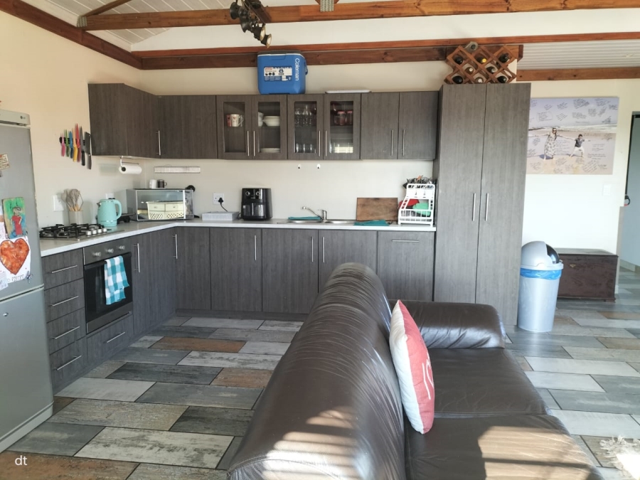 5 Bedroom Property for Sale in Fraaiuitsig Western Cape